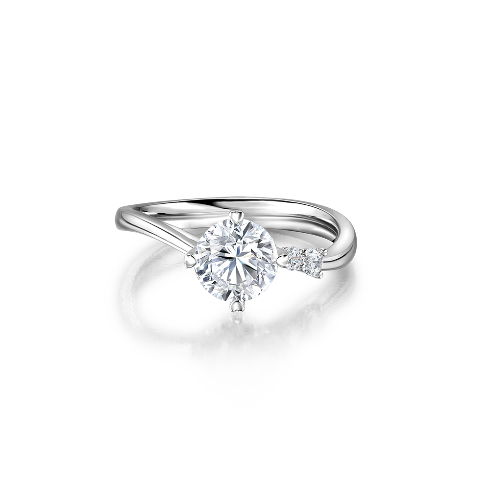 愛很美系列18K金(白色)鑽石戒指