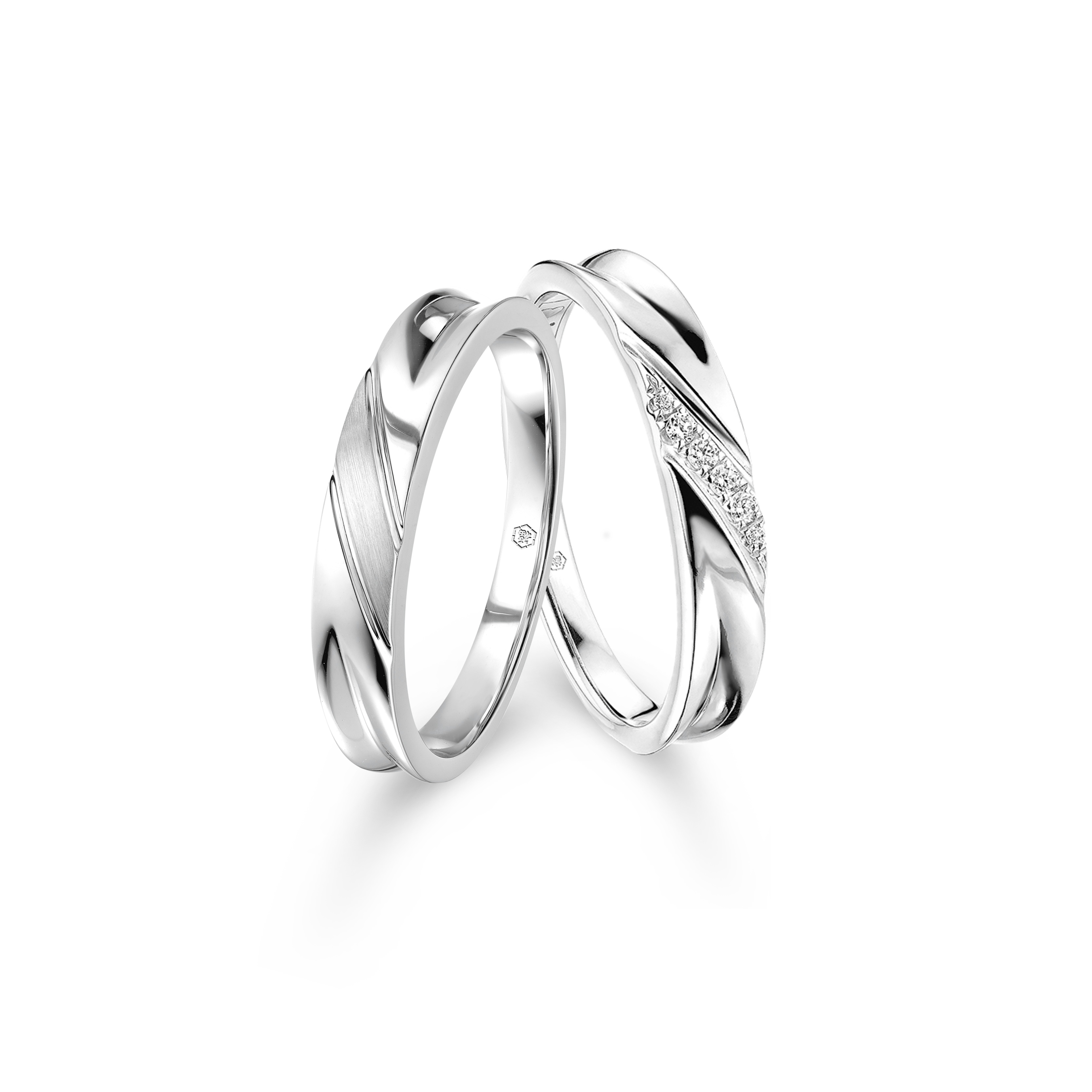 婚嫁系列“爱情轨迹”18K金钻石对装戒指