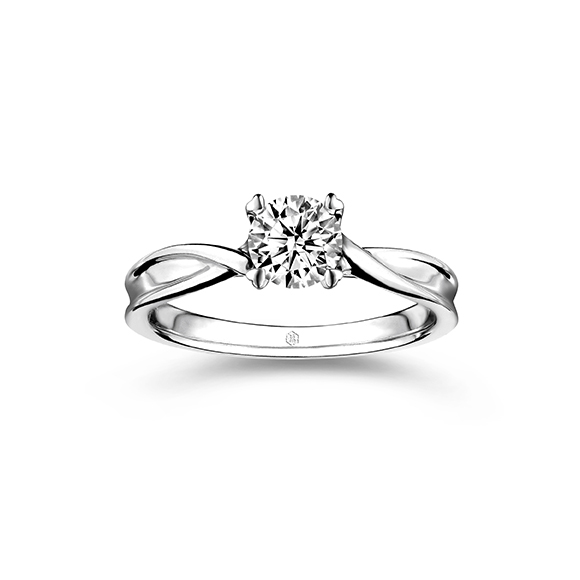 Love is Beauty Collection 18K White Gold Diamond Ring