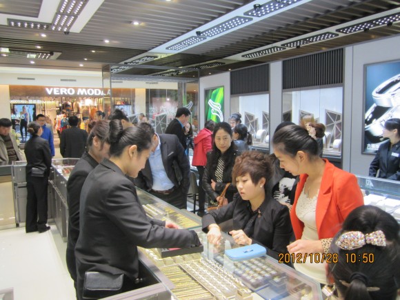 圖片2暢旺的銷售現場