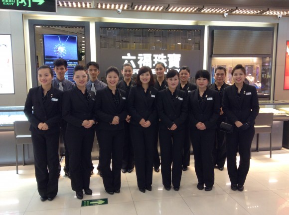 圖片3:專櫃銷售團隊合照