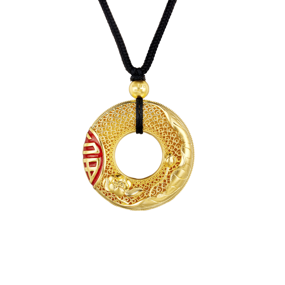 Heirloom Fortune Fortune All Around Gold Pendant