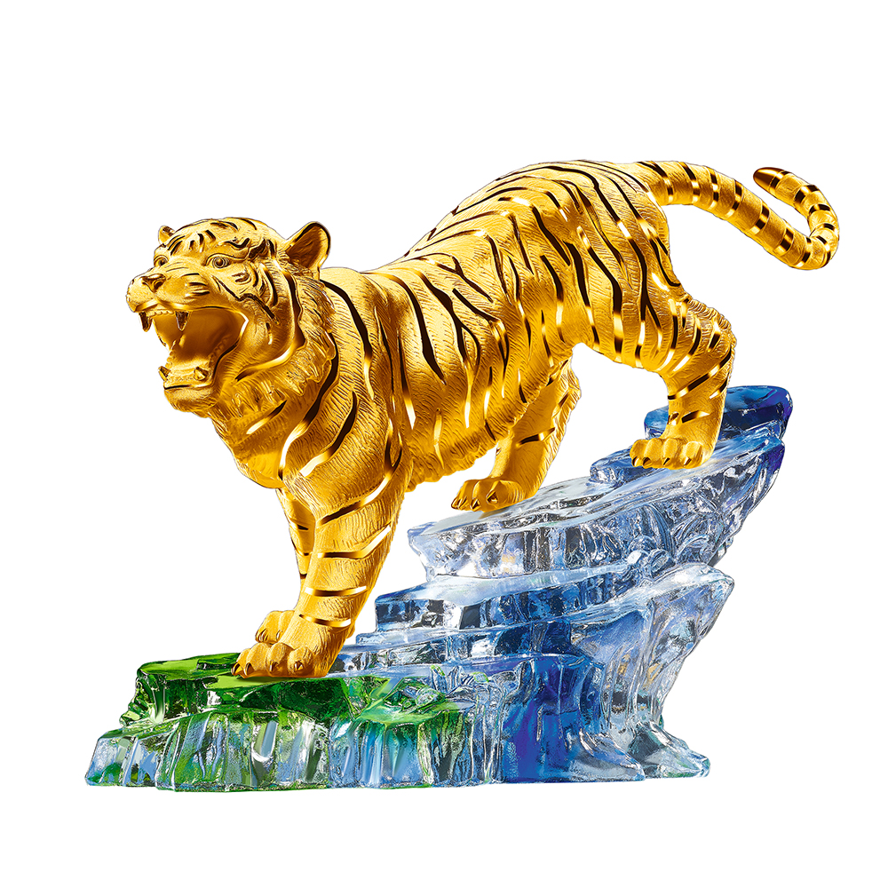 Fortune Tiger Collection "A fierce tiger sprang down from the top of the mountain" Gold Figurine