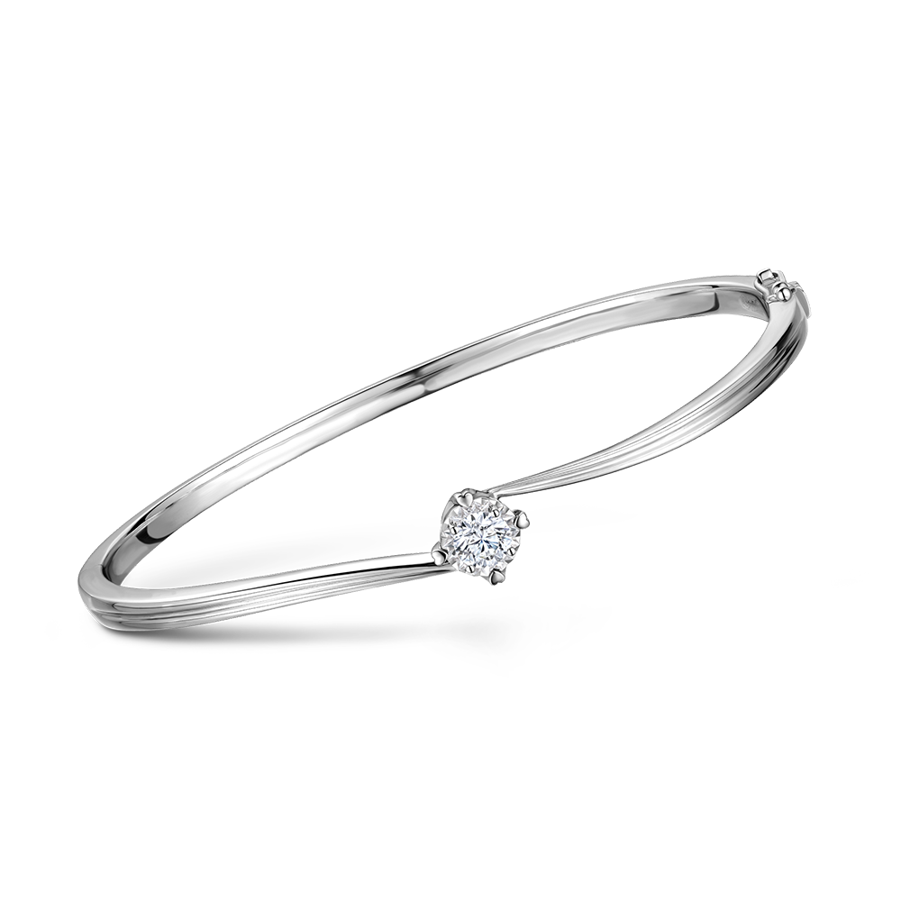 Love is Beauty Collection 18K White Gold Diamond Bangle