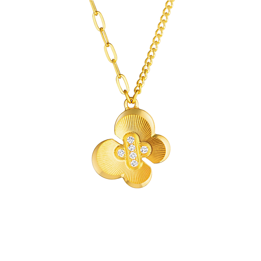 Goldstyle • X  "Sweet Butterfly" Gold Diamond Necklace 