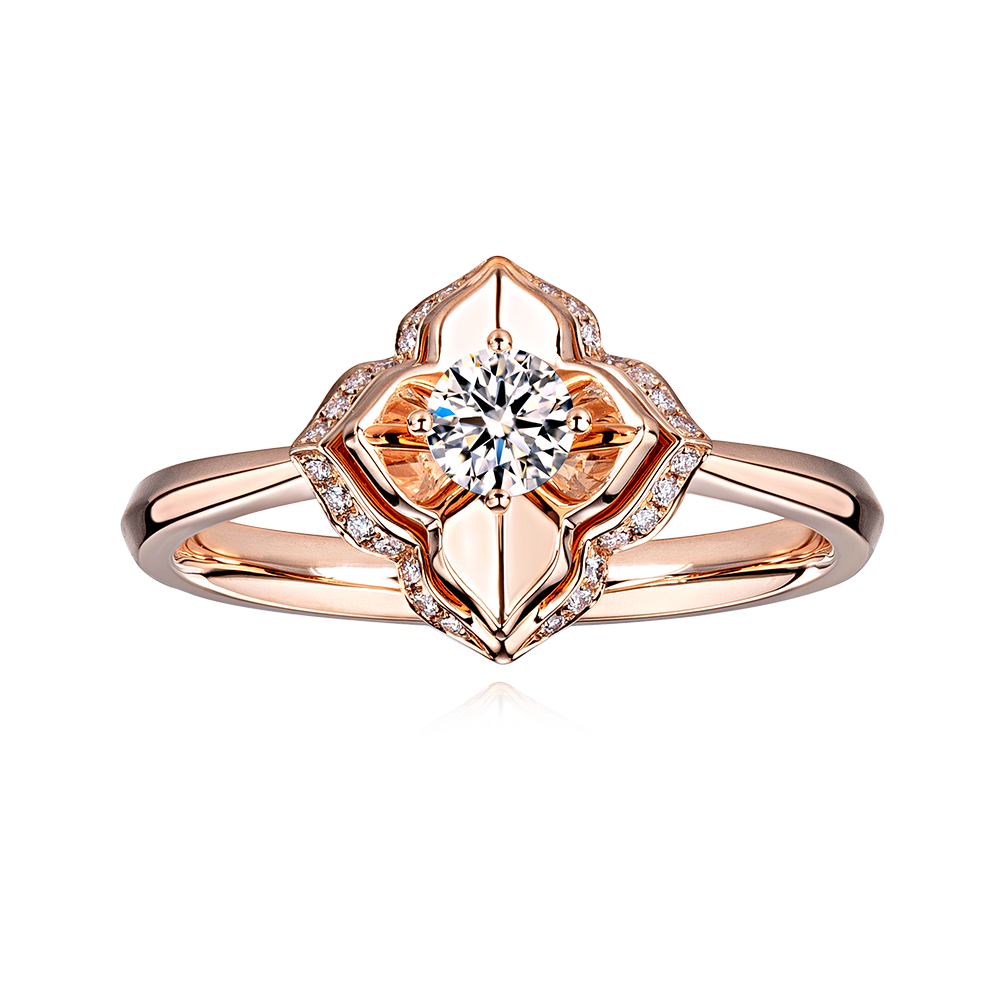 Miss V 18K Gold Diamond Ring