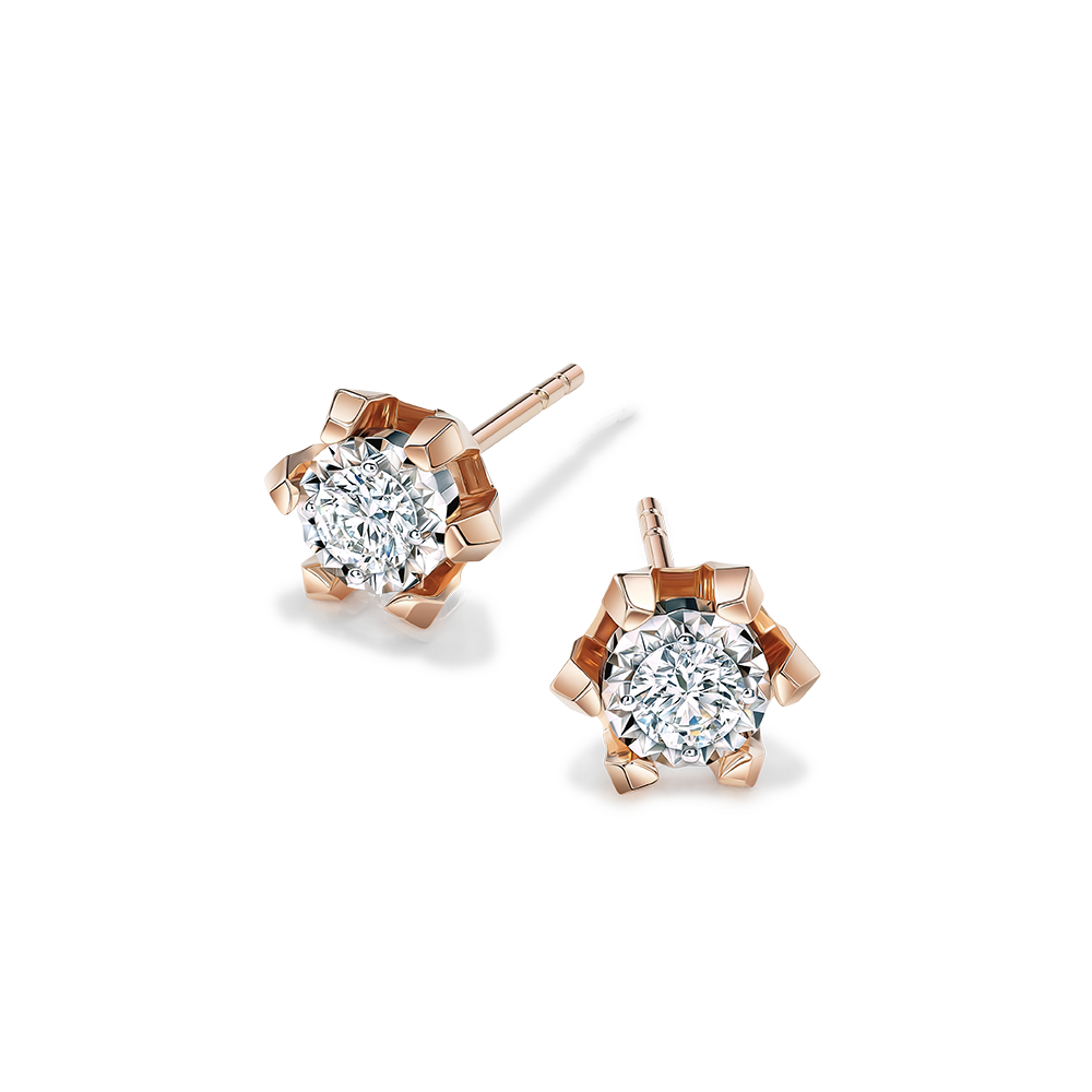 Hexicon 18K Gold Triangle Prongs Diamond Earrings (Shiny Setting)