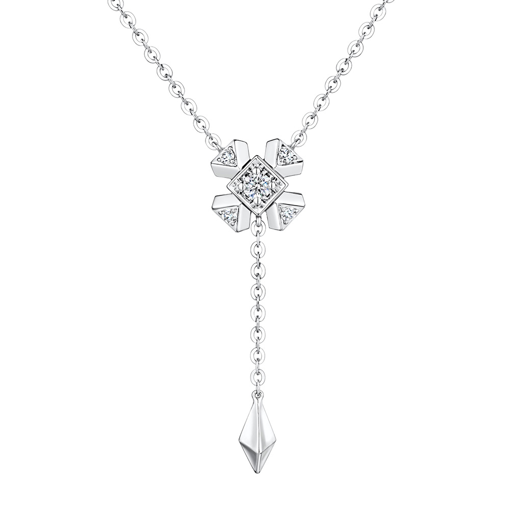 天天爱上新"花漾几何"18K金钻石项链